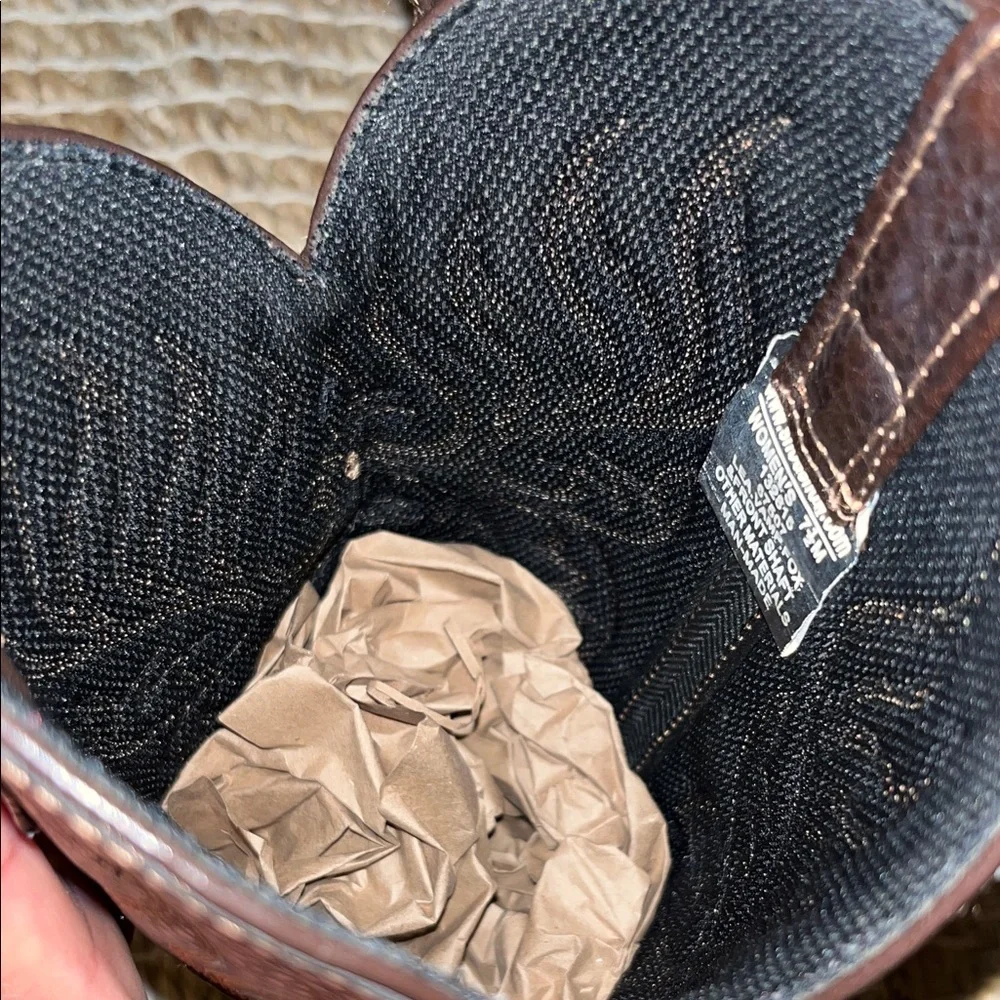 Women’sBrown Western Cowboy Boots - Classic Two-Tone Leather - Picture 6 of 10